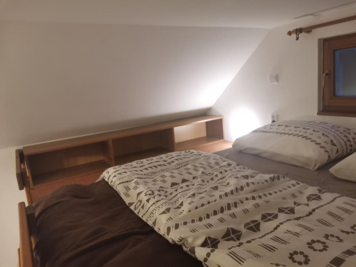 Appartement Privat Inka à Liptovský Mikuláš Extérieur photo