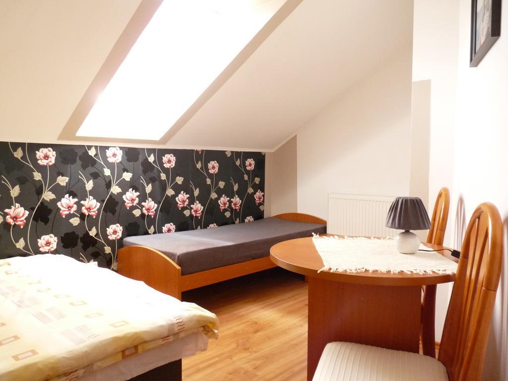 Appartement Privat Inka à Liptovský Mikuláš Extérieur photo
